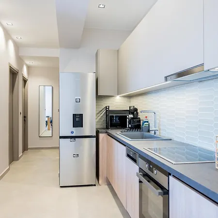 Yiannis Deluxe * Chania (Crete)