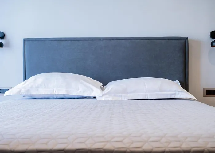 Yiannis Deluxe Апартаменты