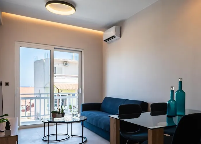 Yiannis Deluxe Chania (Crete)